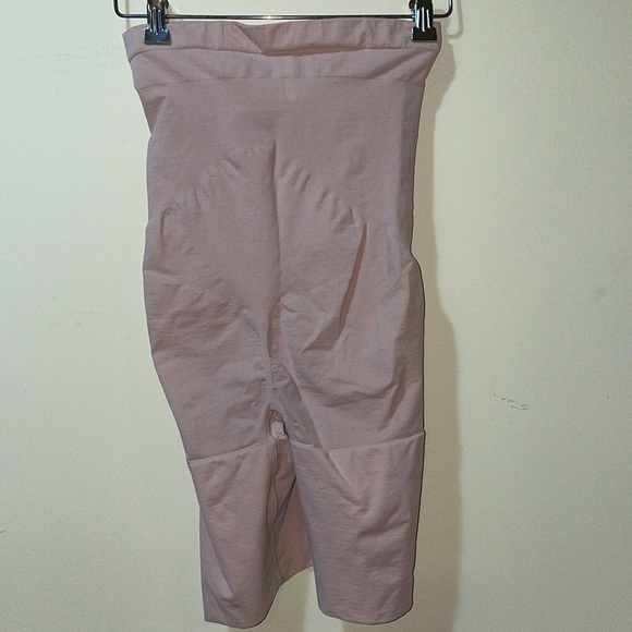 Womens Spanx Nude Shapewear - Picture 4 of 5